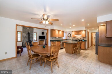 158 Vale Dr, Boyertown, PA 19512 - photo 7