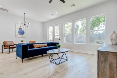 2310 Campbell Rd unit C, Houston, TX 77080 - photo 4