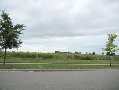 L4 Liuna Way, Burke, WI 53532 - photo 4