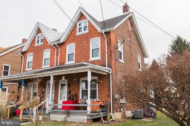 330 E Jackson St, New Holland, PA 17557 - photo 2