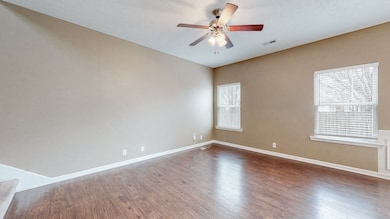 1740 Warmingfield Dr, Murfreesboro, TN 37127 - photo 5