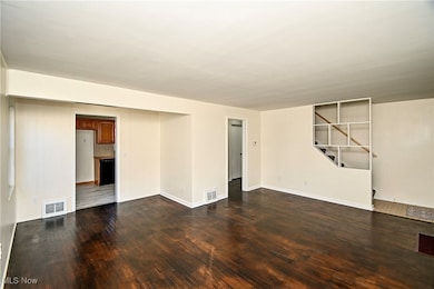 1226 Poplar Ave SW, Canton, OH 44710 - photo 6