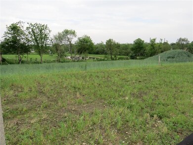 3327 Sokol Ln SW, Cedar Rapids, IA 52404 - photo 5