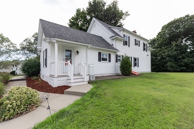 26 Jayne St, Attleboro, MA 02703 - photo 7