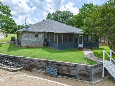 12110 N Oak Ct, Azle, TX 76020 - photo 6