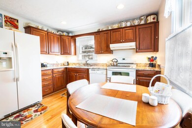 718 Raynor Ave, Catonsville, MD 21228 - photo 5