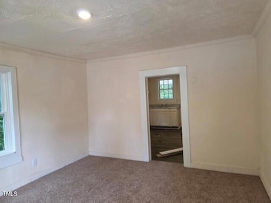 thumbnail_439397118124261399