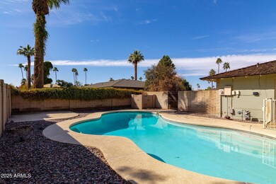2059 E Manhatton Dr, Tempe, AZ 85282 - photo 2
