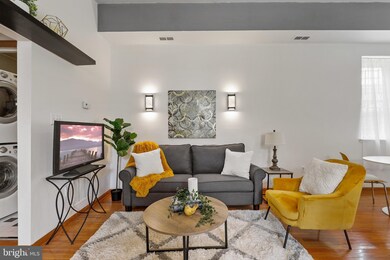 606 N Eutaw St unit E, Baltimore, MD 21201 - photo 3