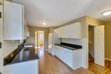 39 Kuzyk Rd Cream Ridge NJ-large-006-4-d