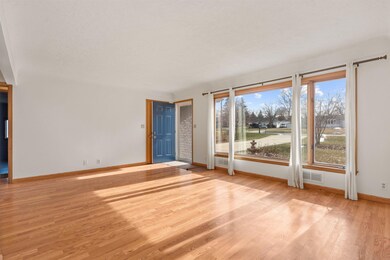 1134 Grand Blvd, Cedar Falls, IA 50613 - photo 4