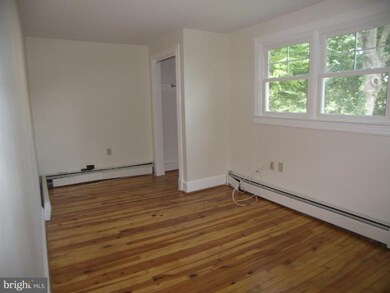 230 S Orchard Dr, Purcellville, VA 20132 - photo 7