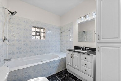 2630 N Hamlin Ave unit 1, Chicago, IL 60647 - photo 7