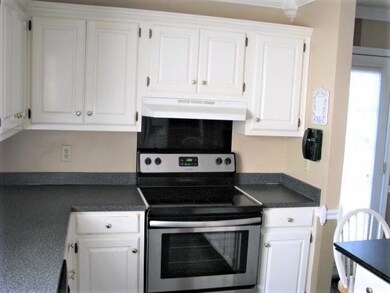 205 Fairlane Dr, Shelbyville, TN 37160 - photo 7