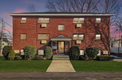 8 Friend St unit 3, Waltham, MA 02453 - photo 4