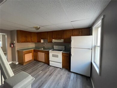 213 E High St, Coaldale, PA 18218 - photo 3