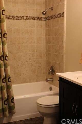 Upgraded Full Bath 