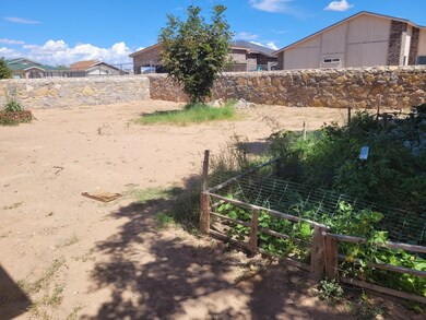 604 Villa Victoria Dr, El Paso, TX 79928 - photo 7
