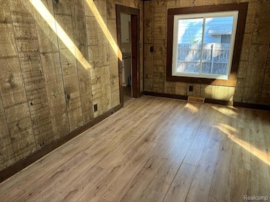 4457 1st St, Wayne, MI 48184 - photo 4