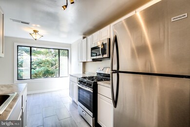 8705 Hayshed Ln unit 32, Columbia, MD 21045 - photo 4