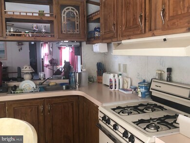 86 Ginwood Ln, Essex, MD 21221 - photo 4