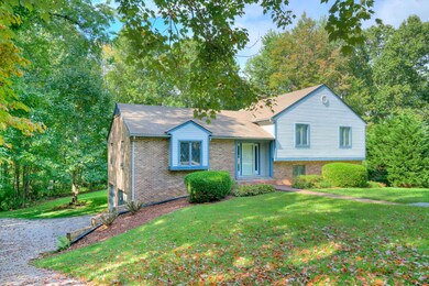 211 Pine Dr, Blacksburg, VA 24060 - photo 3