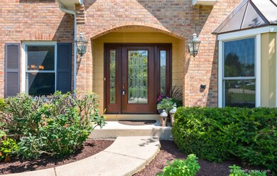 3322 Woods Creek Ln, Algonquin, IL 60102 - photo 2