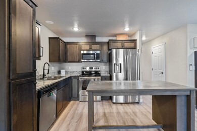 7870 Phaedra Ln, White City, OR 97503 - photo 5