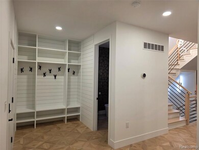 1833 N Washington Ave, Royal Oak, MI 48073 - photo 7