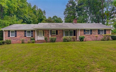 3BR, 2 BA, 1,900+ SqFt.