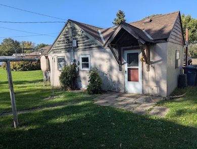 616 E Adolphus Ave, Fergus Falls, MN 56537 - photo 6