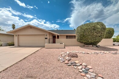 4504 S Kenneth PL-2