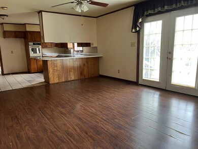 2001 Lullwater Rd, Albany, GA 31707 - photo 6