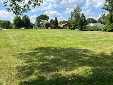 unlisted-address, Waukegan, IL 60085 - photo 2