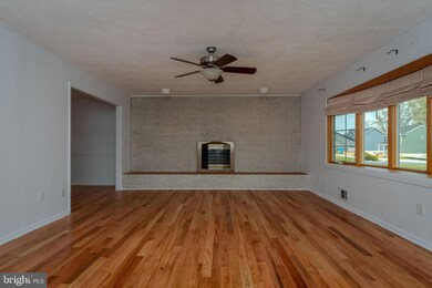 10126 Bird River Rd, Middle River, MD 21220 - photo 4