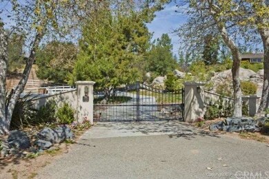 PRIVATE GATED ENTRANCE