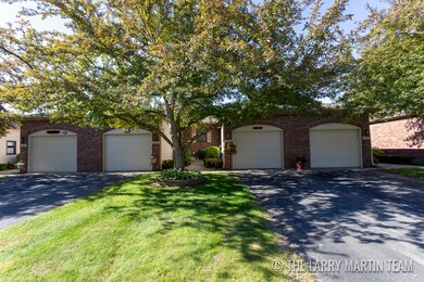 6961 E Springtree Lane SW