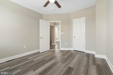 2801 Waldorf Ave, Baltimore, MD 21215 - photo 3