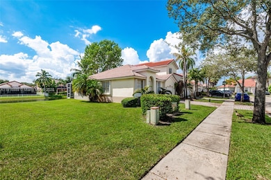 18866 SW 28th Ct, Miramar, FL 33029 - photo 5