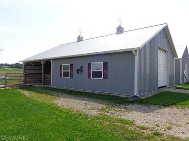 3345 8th Ave, Hudsonville, MI 49426 - photo 2