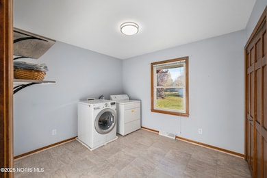 5305 Cedar Point Rd, Oregon, OH 43616 - photo 7