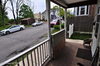 29 E 3rd St, Jim Thorpe, PA 18229 - photo 7