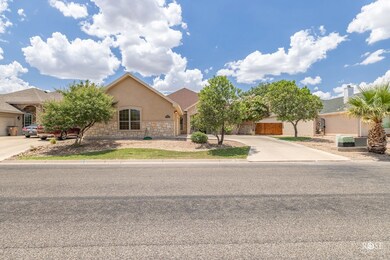 2106 Valleyview Dr, San Angelo, TX 76904 - photo 2