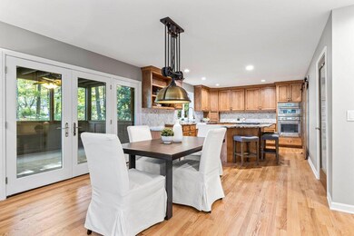 Eat In Kitchen
