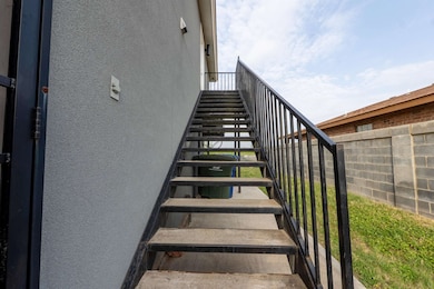 214 Allen Dr unit A, Laredo, TX 78045 - photo 5