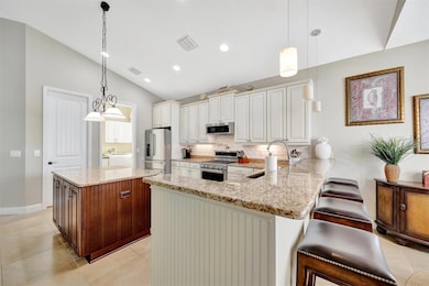 417 Bahama Grande Blvd, Apollo Beach, FL 33572 - photo 6