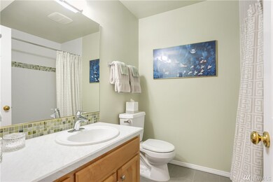 232 4th Ave S unit 201, Edmonds, WA 98020 - photo 2