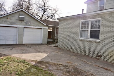 723 W Broadway St, Henryetta, OK 74437 - photo 4