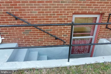 8003 Hillcrest Dr, Manassas, VA 20111 - photo 5