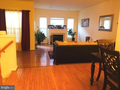 12903 Woodcutter Cir, Germantown, MD 20876 - photo 7